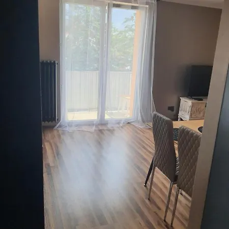 Lägenhet Apartament Nad Fontanna *