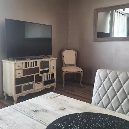 Lägenhet Apartament Nad Fontanna Malbork