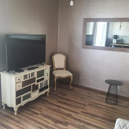 Lägenhet Apartament Nad Fontanna
